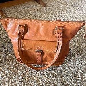 Noonday bag %100 leather 12x15
